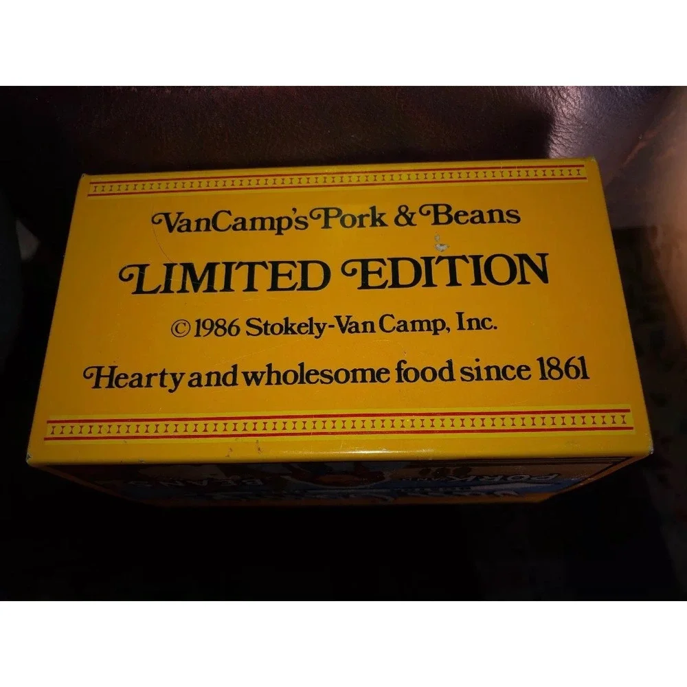 Vintage 1986 Van Camps Pork and Beans Recipe Box Tin‎ w Hinged Lid Yellow